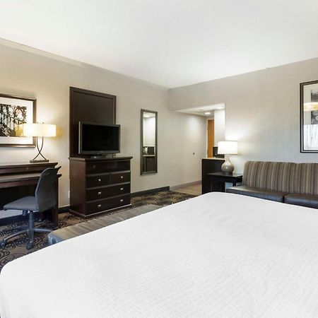 Best Western Plus Midwest Inn Омаха Екстер'єр фото