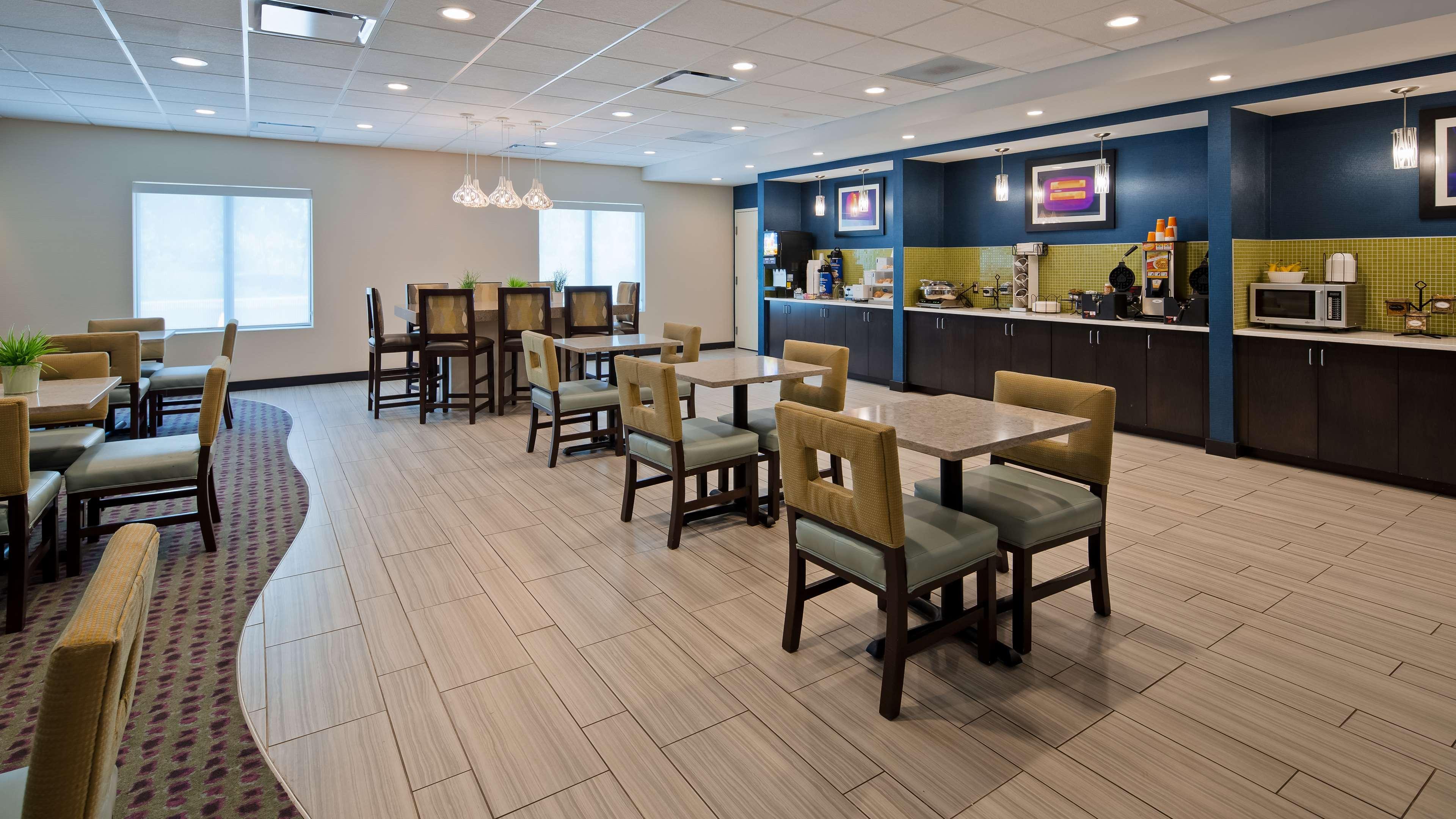 Best Western Plus Midwest Inn Омаха Екстер'єр фото