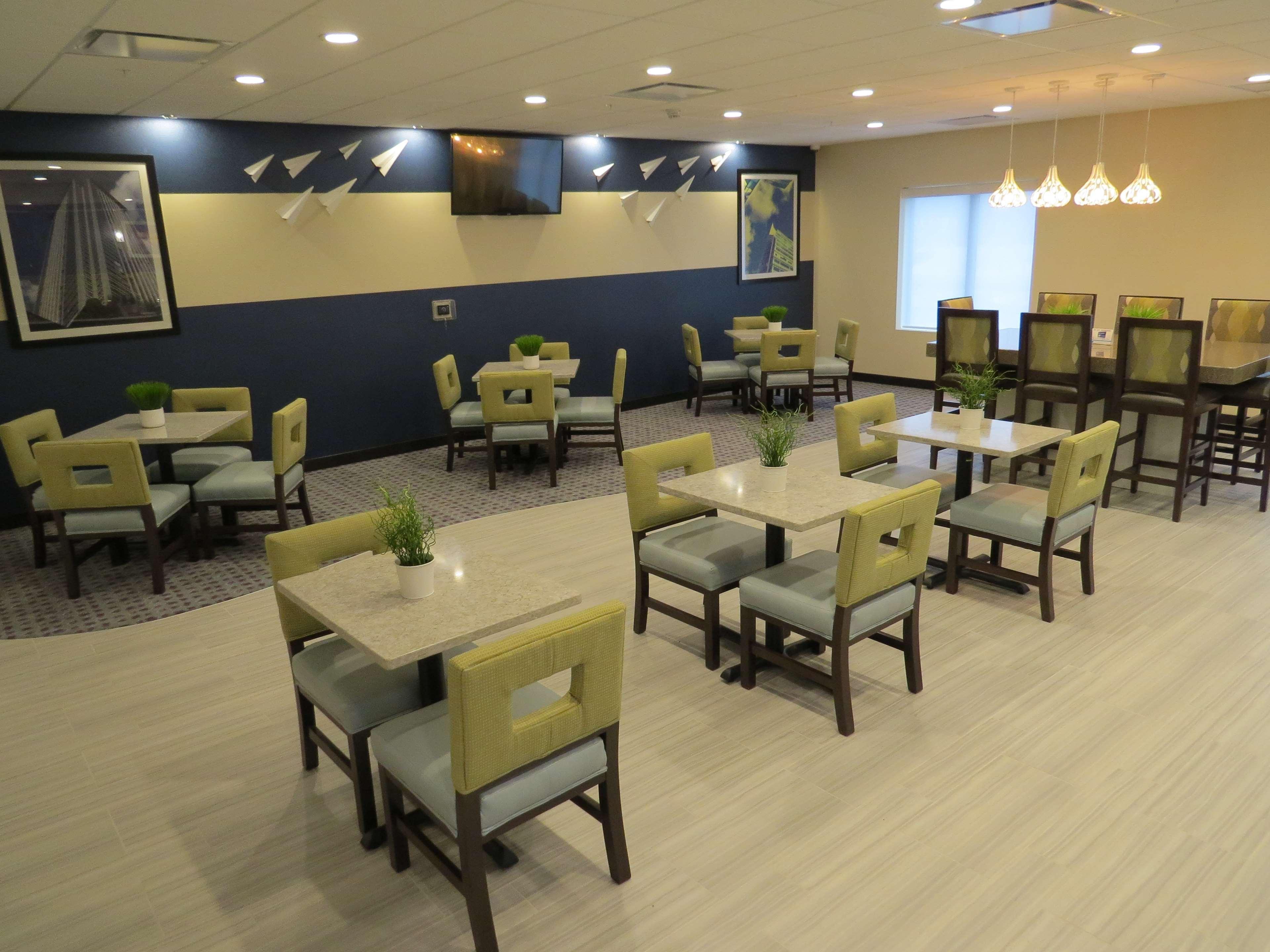 Best Western Plus Midwest Inn Омаха Екстер'єр фото
