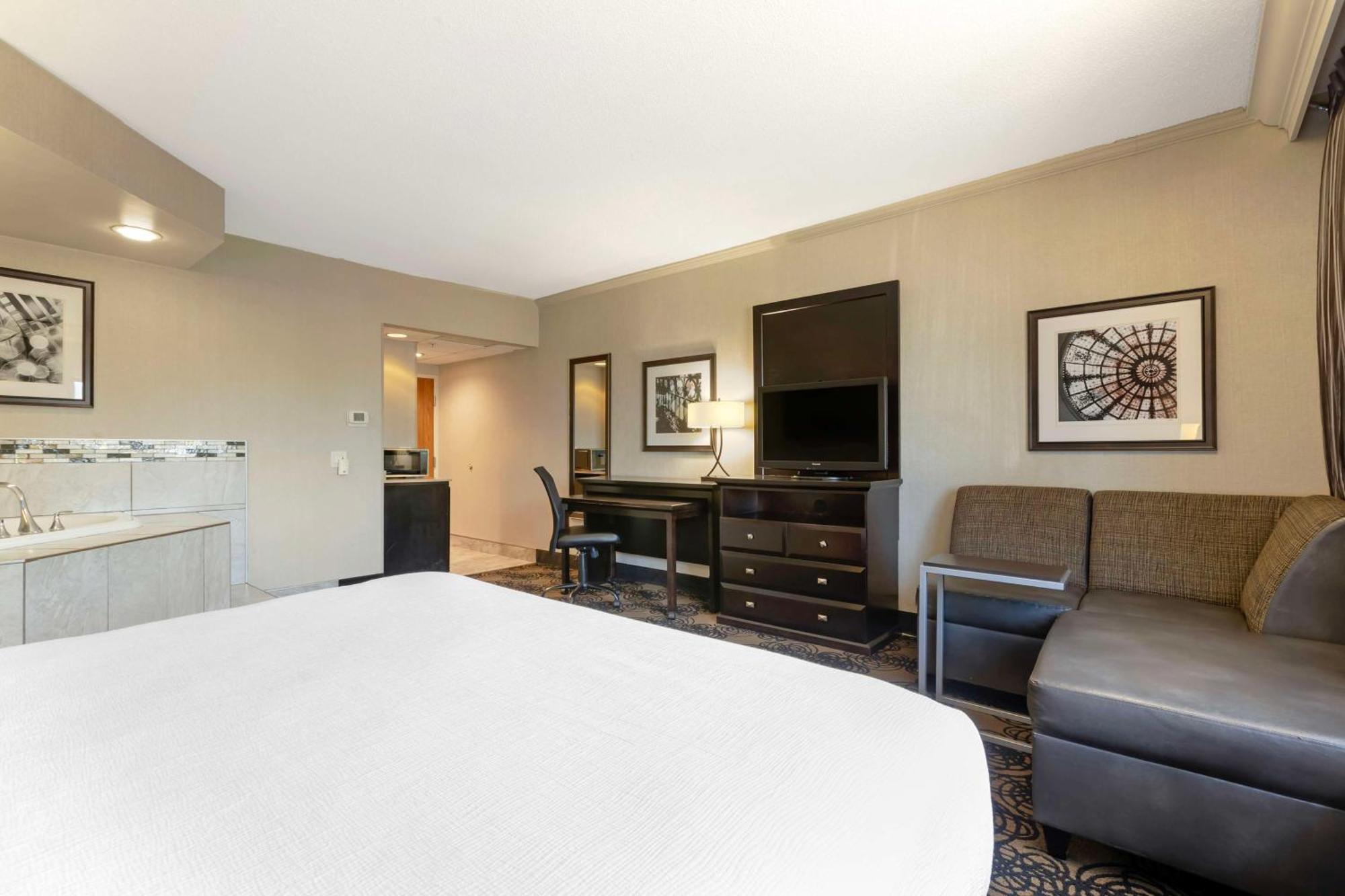 Best Western Plus Midwest Inn Омаха Екстер'єр фото