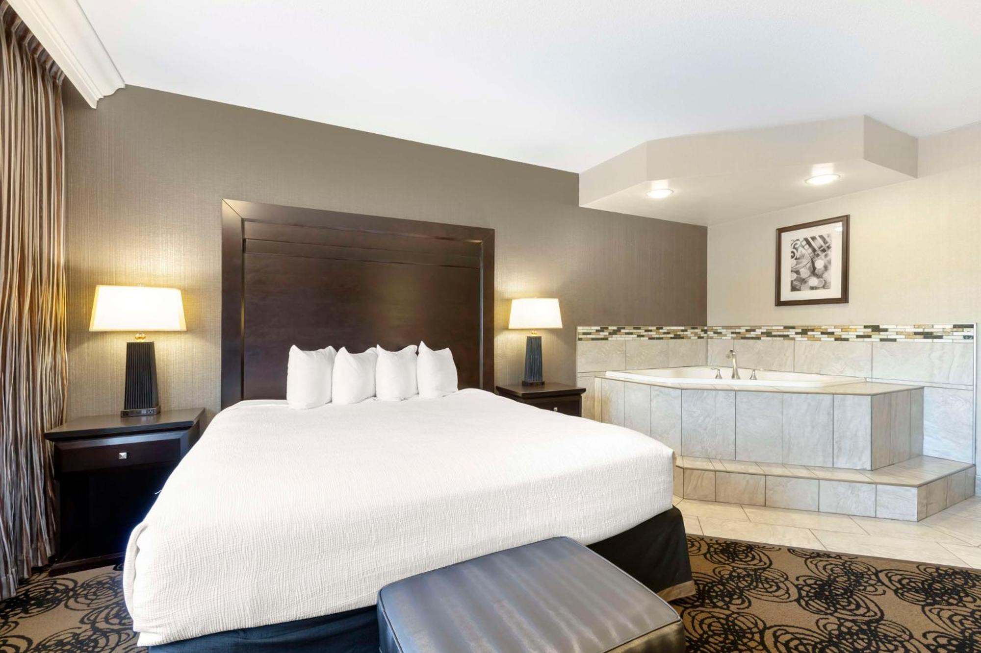 Best Western Plus Midwest Inn Омаха Екстер'єр фото